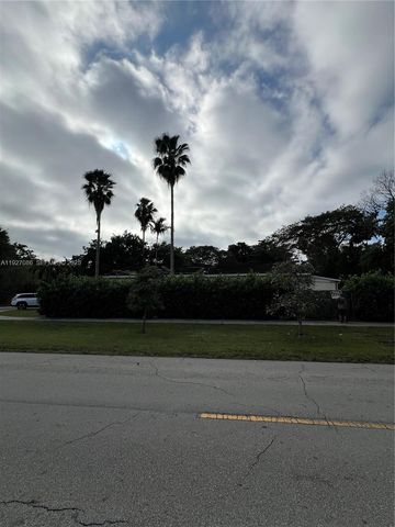 6400 SW 63rd Ave, South Miami, FL 33143