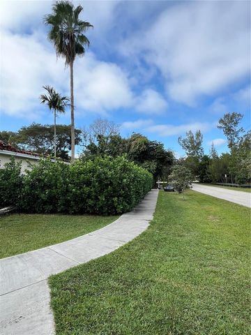 6400 SW 63rd Ave, South Miami, FL 33143