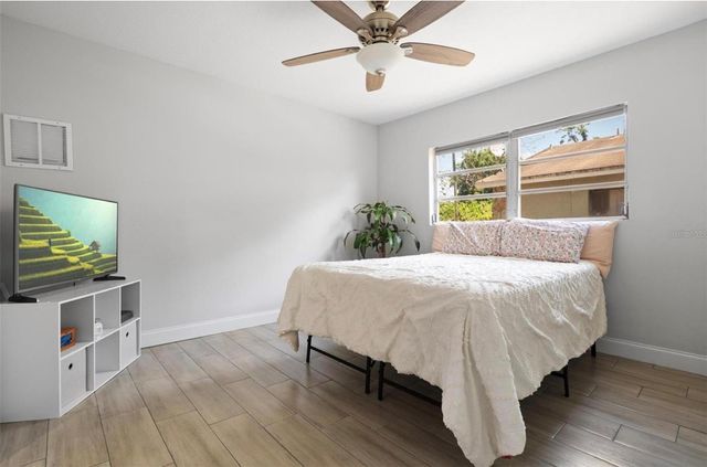 2821 MARCONI STREET, Tampa, FL 33605