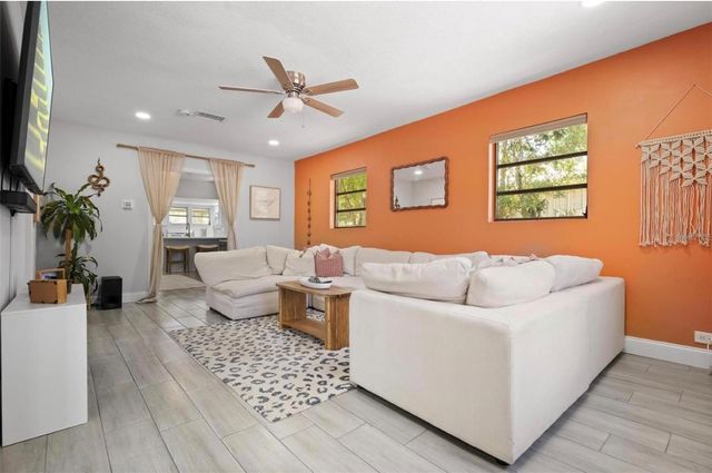 2821 MARCONI STREET, Tampa, FL 33605