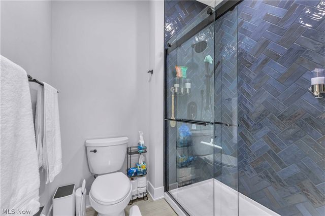 2126 Heritage Lane, Westlake, OH 44145