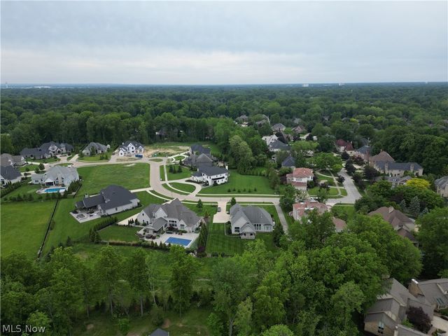 2126 Heritage Lane, Westlake, OH 44145