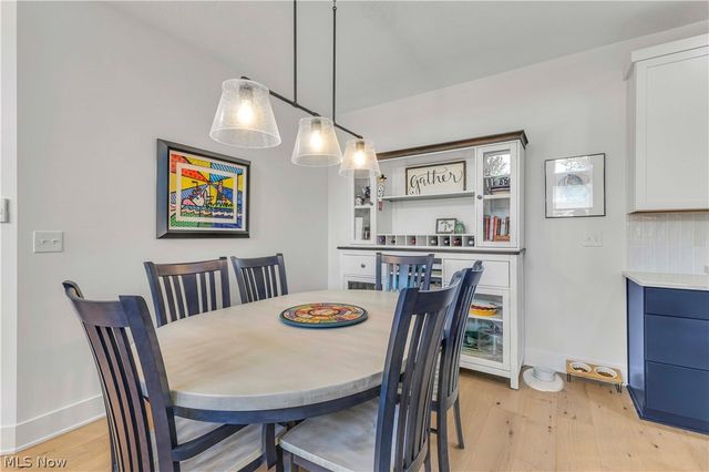 2126 Heritage Lane, Westlake, OH 44145