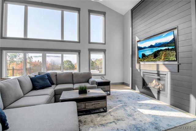 5745 Bonn Way East, Great Valley, NY 14741