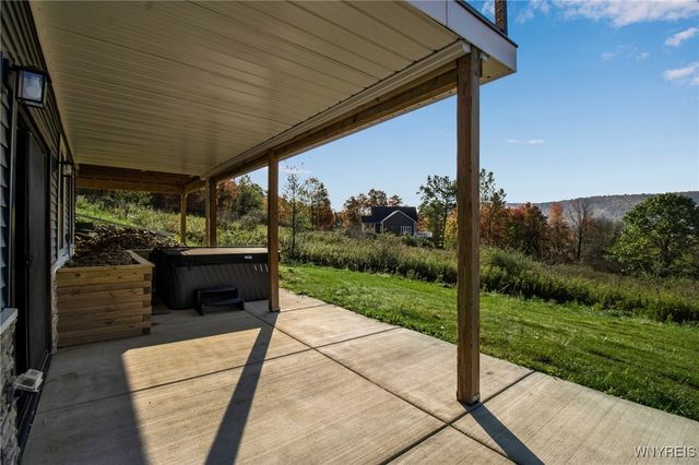 5745 Bonn Way East, Great Valley, NY 14741