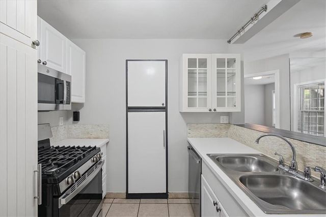 2210 River Heights Court SE, Marietta, GA 30067