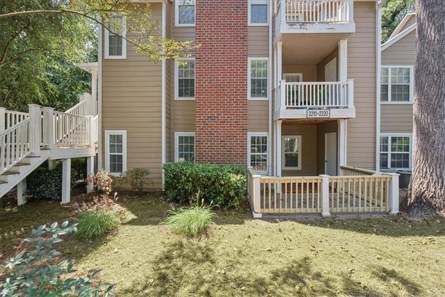 2210 River Heights Court SE, Marietta, GA 30067