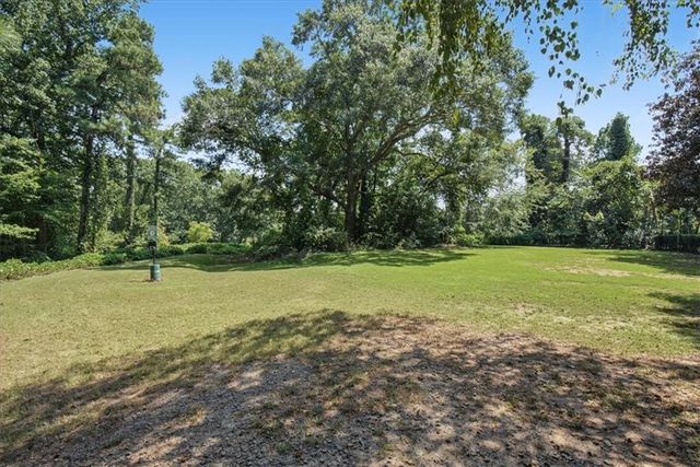 2210 River Heights Court SE, Marietta, GA 30067