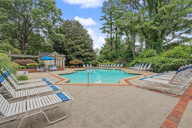 2210 River Heights Court SE, Marietta, GA 30067