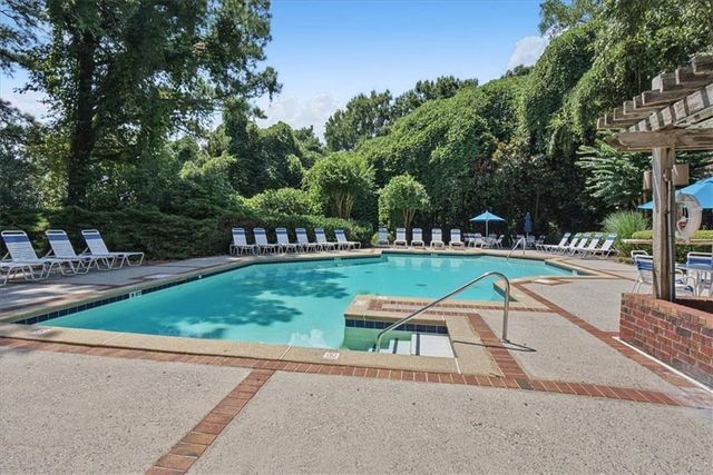 2210 River Heights Court SE, Marietta, GA 30067