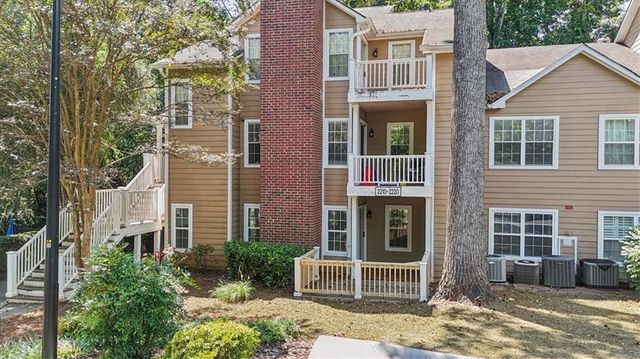 2210 River Heights Court SE, Marietta, GA 30067