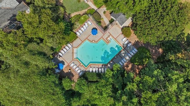 2210 River Heights Court SE, Marietta, GA 30067