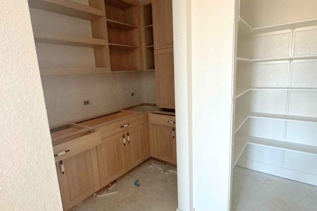 268 Oak Blossom RD, Liberty Hill, TX 78642