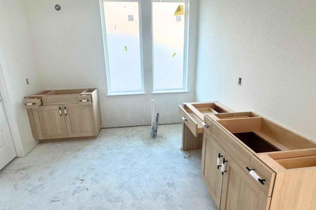 268 Oak Blossom RD, Liberty Hill, TX 78642