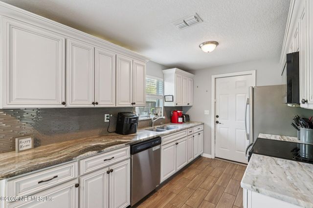 1653 MARY BETH Drive, Middleburg, FL 32068