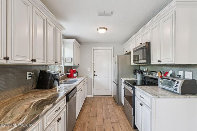 1653 MARY BETH Drive, Middleburg, FL 32068