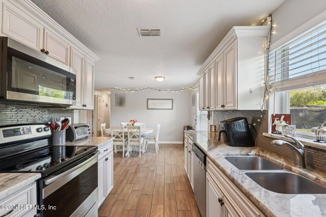 1653 MARY BETH Drive, Middleburg, FL 32068