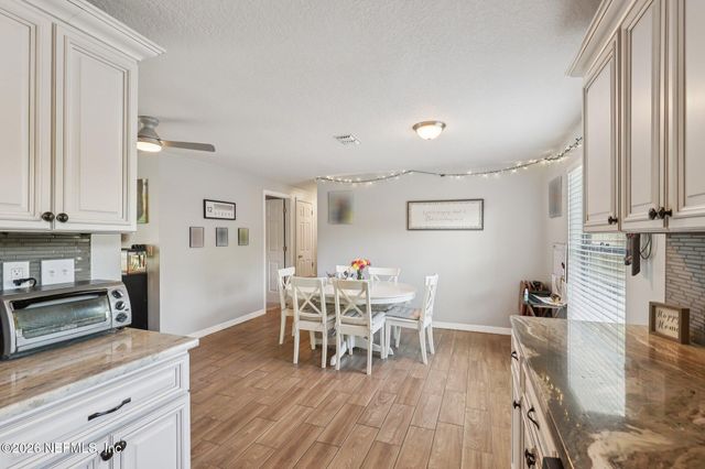 1653 MARY BETH Drive, Middleburg, FL 32068