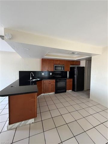5423 9th AVE, Fort Myers, FL 33907