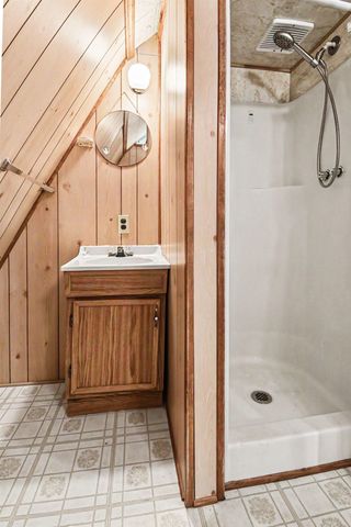 4359 Deerland Road, Oscoda, MI 48750