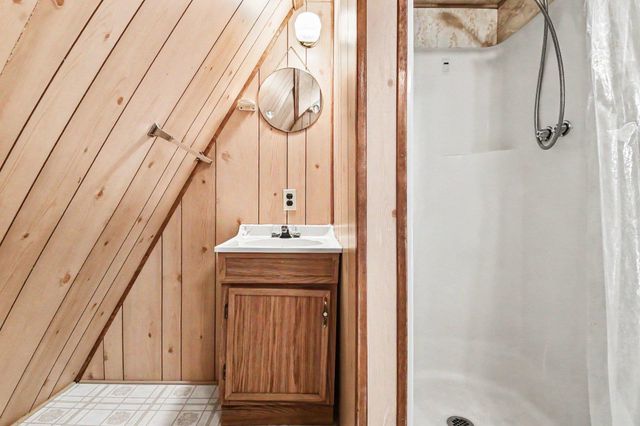 4359 Deerland Road, Oscoda, MI 48750