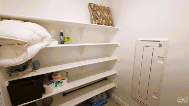 3420 Birchmont Way, Shafter, CA 93263