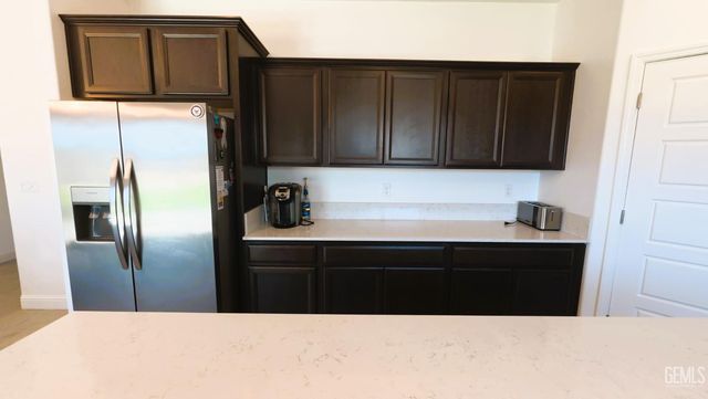 3420 Birchmont Way, Shafter, CA 93263