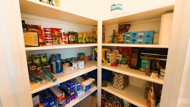 3420 Birchmont Way, Shafter, CA 93263