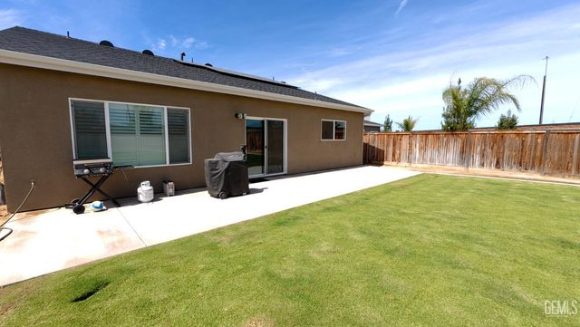 3420 Birchmont Way, Shafter, CA 93263
