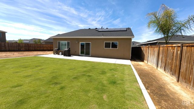 3420 Birchmont Way, Shafter, CA 93263