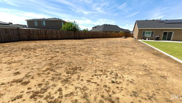 3420 Birchmont Way, Shafter, CA 93263
