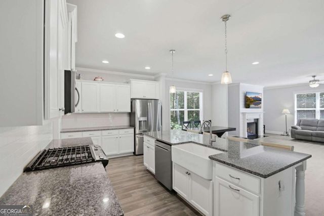 4042 Windsor Trail, Gainesville, GA 30506