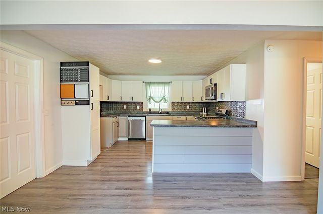 2106 Harris Highway, Washington, WV 26181