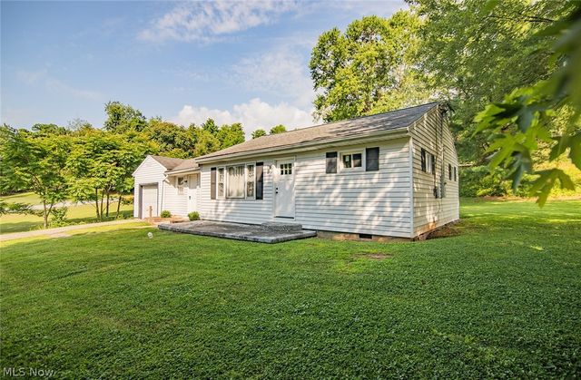 2106 Harris Highway, Washington, WV 26181