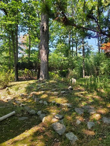 26 Hiawatha Lane Extension, Westport, CT 06880