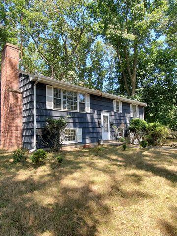 26 Hiawatha Lane Extension, Westport, CT 06880