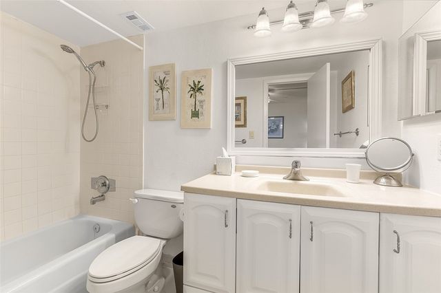 4450 Highway A1A None 402, Vero Beach, FL 32963