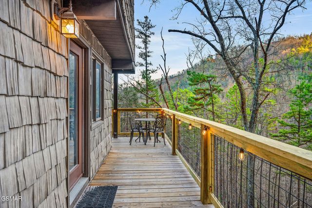 2758 Overholt Trail, Sevierville, TN 37862