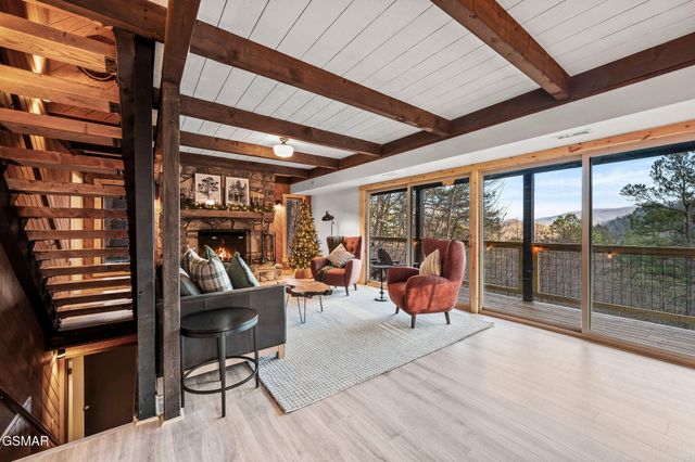 2758 Overholt Trail, Sevierville, TN 37862