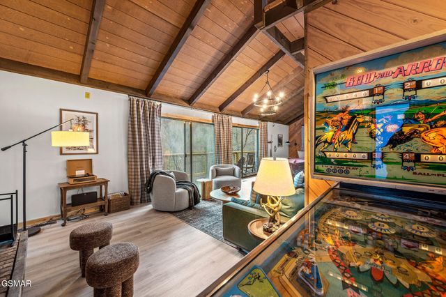 2758 Overholt Trail, Sevierville, TN 37862