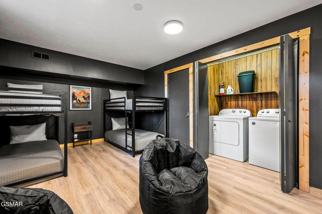 2758 Overholt Trail, Sevierville, TN 37862