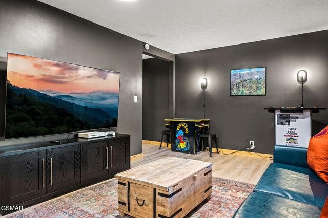 2758 Overholt Trail, Sevierville, TN 37862