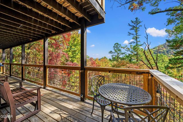 2758 Overholt Trail, Sevierville, TN 37862
