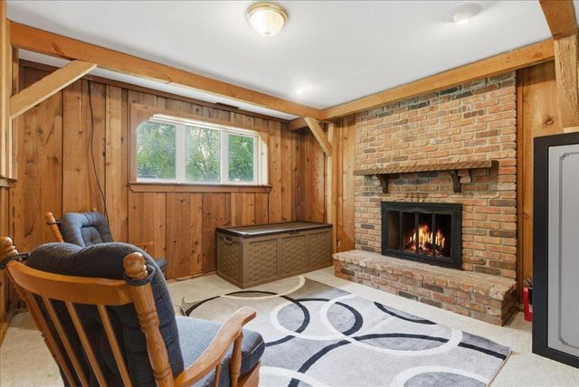 307 Lambeth Road, Waterloo, IA 50701