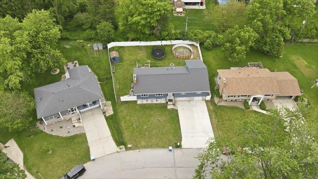 307 Lambeth Road, Waterloo, IA 50701