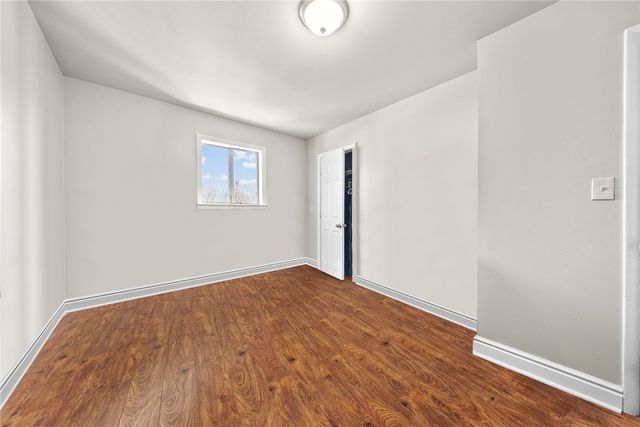 3586 Elmhurst Ave, Brighton Heights, PA 15212