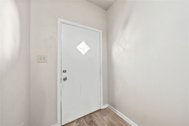 3586 Elmhurst Ave, Brighton Heights, PA 15212