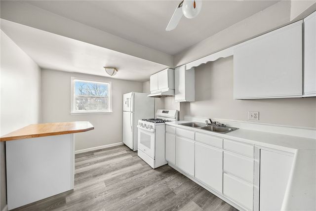 3586 Elmhurst Ave, Brighton Heights, PA 15212