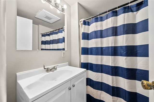 3586 Elmhurst Ave, Brighton Heights, PA 15212