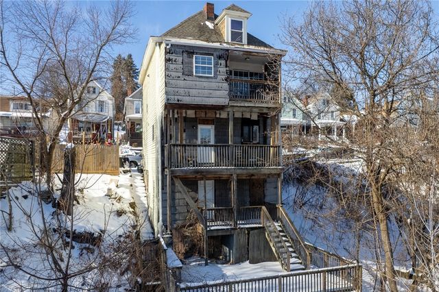 3586 Elmhurst Ave, Brighton Heights, PA 15212